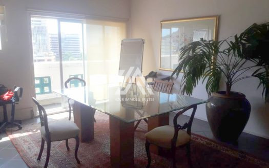 PORT-LOUIS (NORTH) – OFFICE