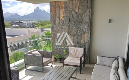 TAMARIN (WEST): 3-Bedroom Apartment overlooking Tamarin Bay