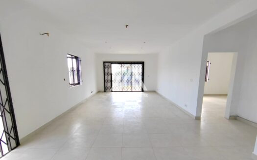 FLIC EN FLAC (WEST): 3-Bedroom house
