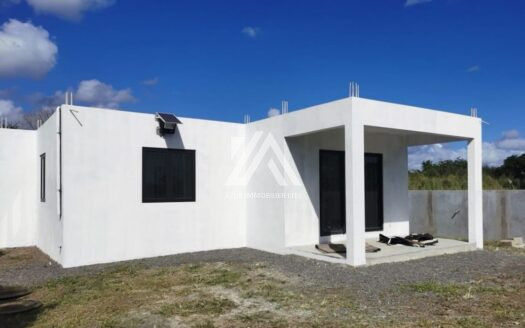 FLIC EN FLAC (WEST): 3-Bedroom house