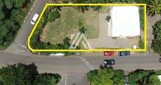 TAMARIN (WEST): 4-bedroom Family home