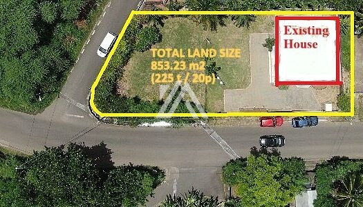 TAMARIN (WEST): 4-bedroom Family home